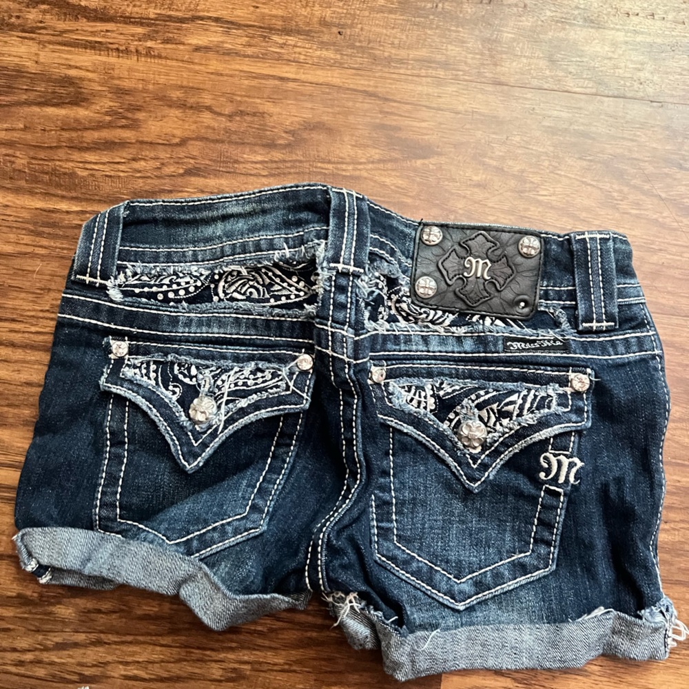 🔴S O L D Miss me Cut off jeans
